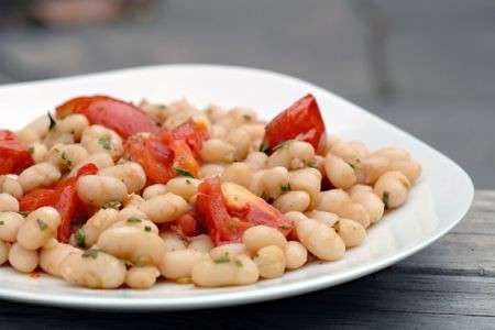 Insalata di fagioli bianchi