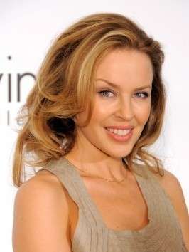 Kylie Minogue capelli biondi