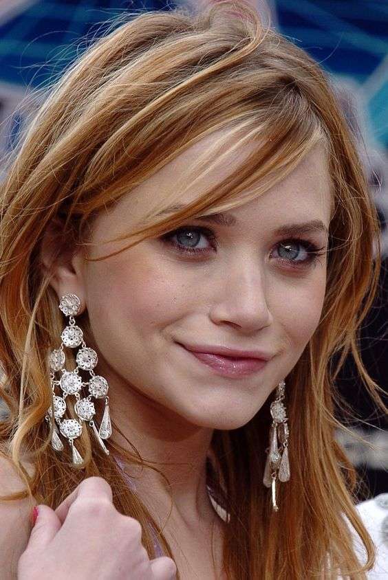 Mary Kate Olsen con riflessi caramello