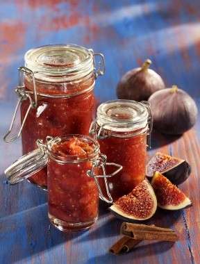 Marmellata di fichi e cannella