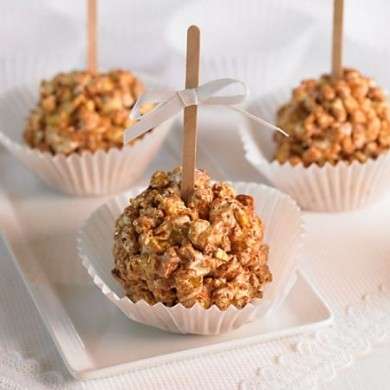 Pop corn caramellati balls