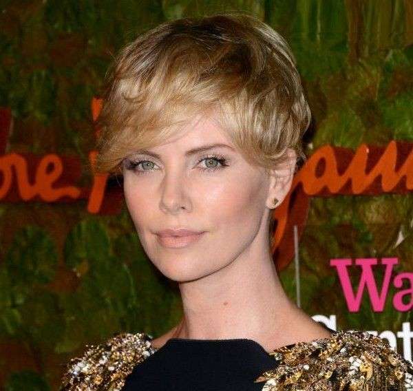 Charlize Theron  beauty look