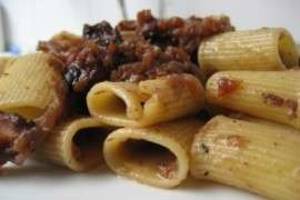 rigatoni salsa alla genovese