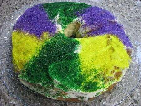 king cake colorata