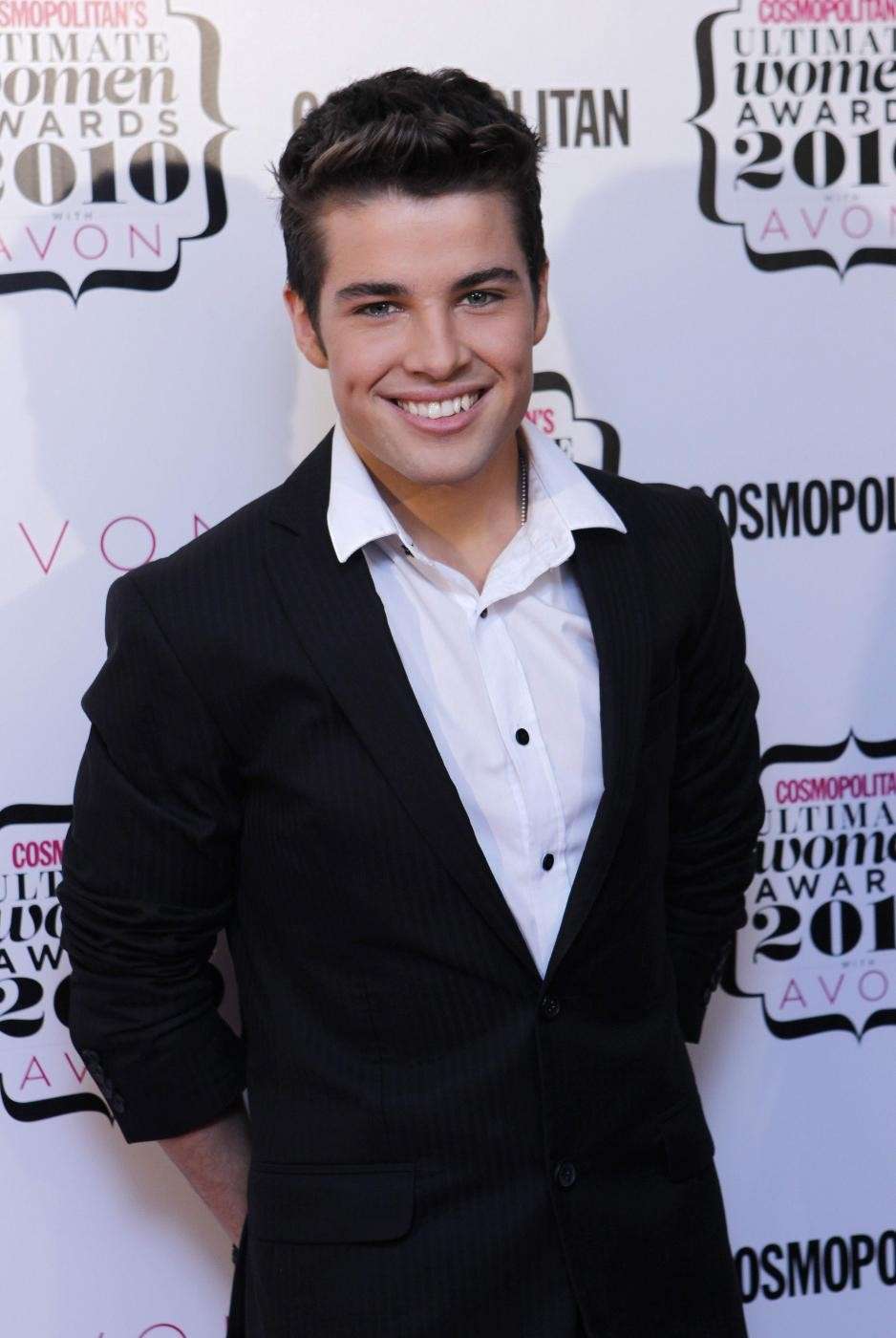 Vip gay, Joe McElderry