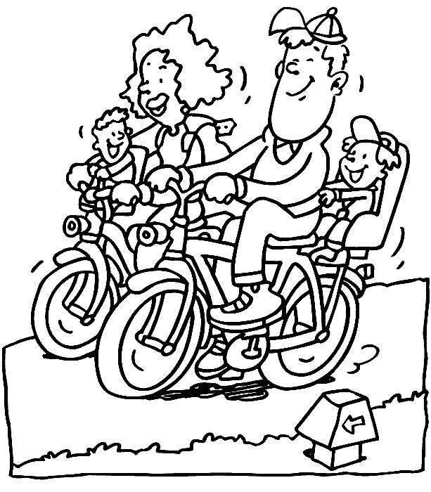 Famiglia in bici per la festa del papà