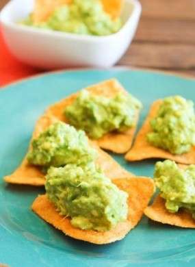 Guacamole e crostini