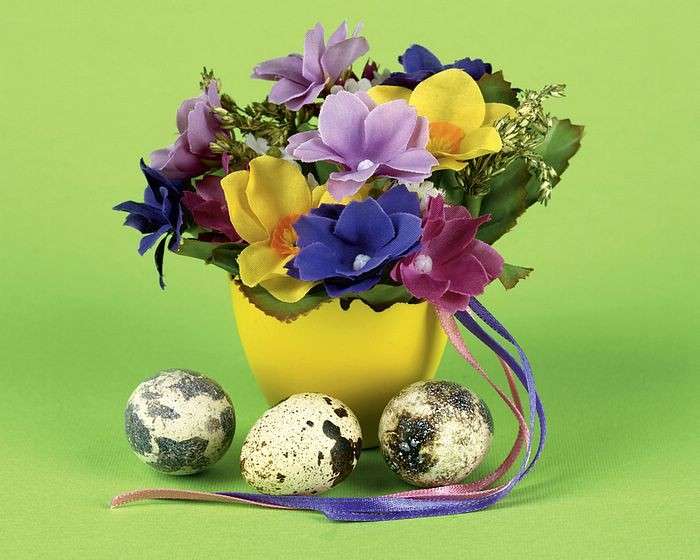Decorazioni Pasqua fiori e uova
