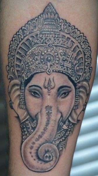 Tatuaggio tribale Ganesha fortuna e prosperita