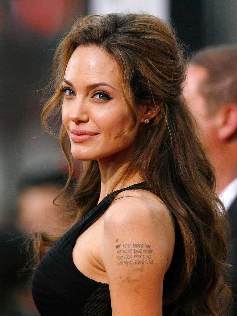 Frasi per tatuaggi di Angelina Jolie