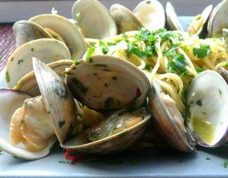 spaghetti con le vongole