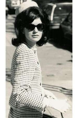 Jackie Kennedy con l'acconciatura anni '60