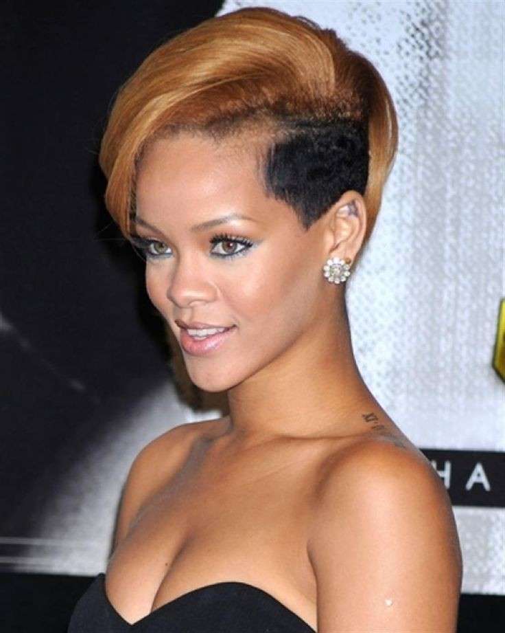 Rihanna beauty look