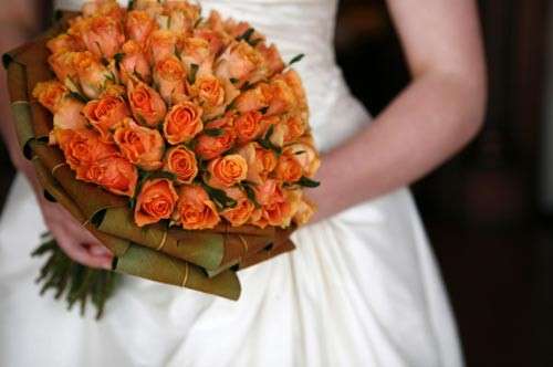 Bouquet sposa a palla rose arancio