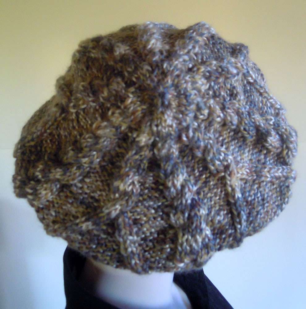 Cappello di lana a basco
