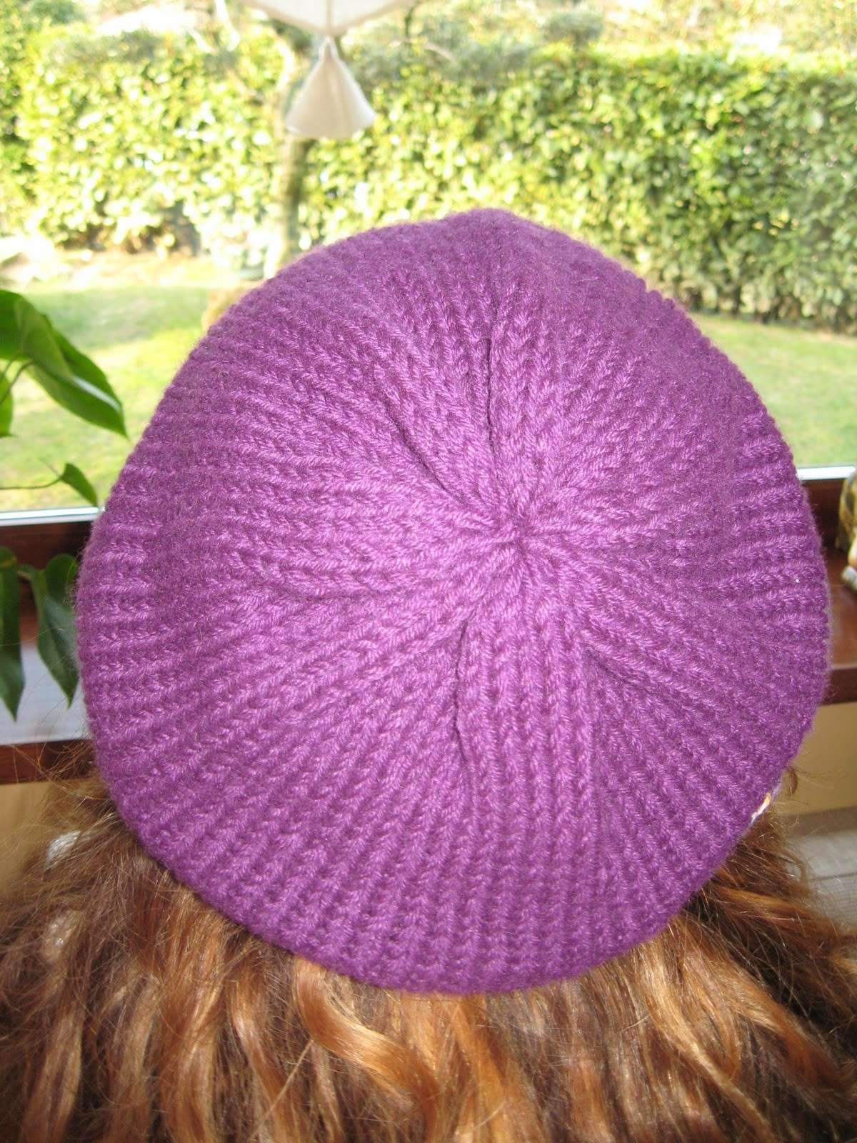 Cappello di lana lilla
