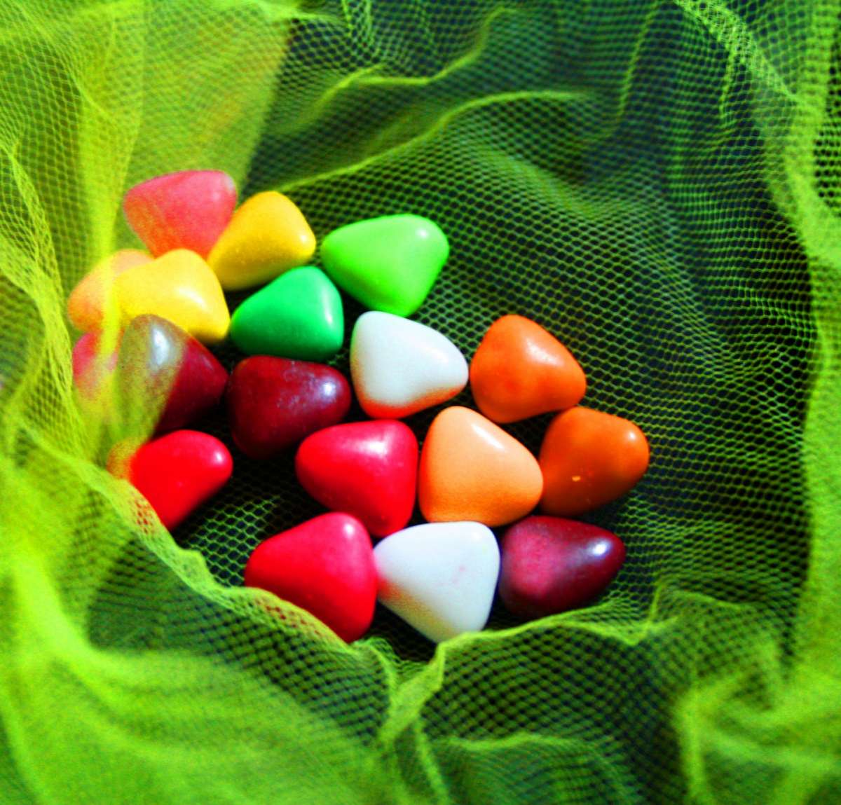 Confetti colorati matrimonio cuoricini