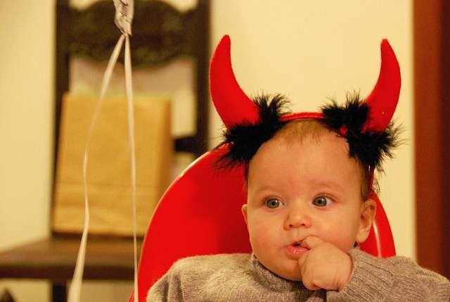 Costumi di Halloween per bambini fai da te: diavoletto