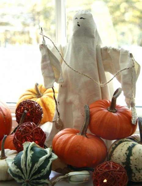 Decorazioni per Halloween, fantasma bianco