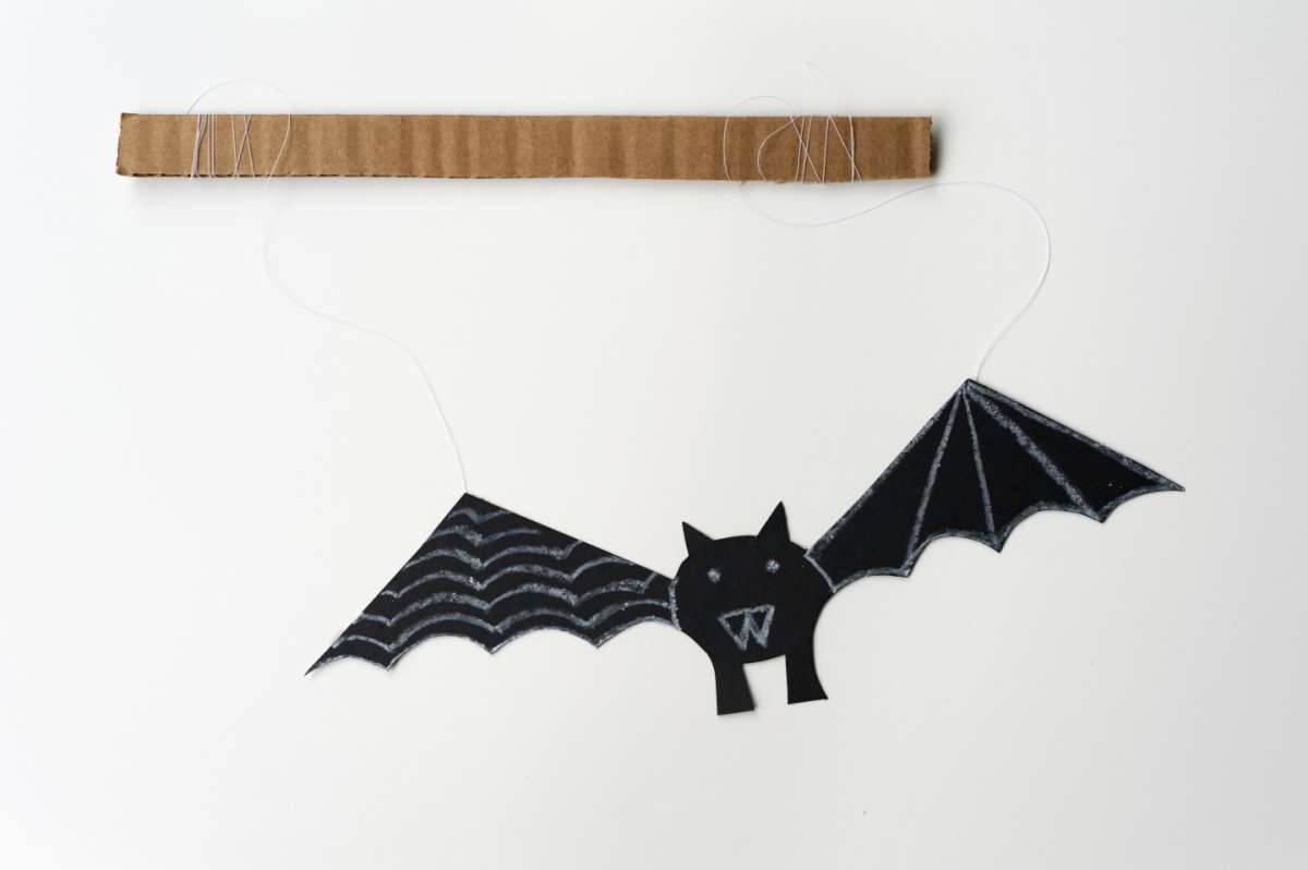 Halloween lavoretti pipistrello carta