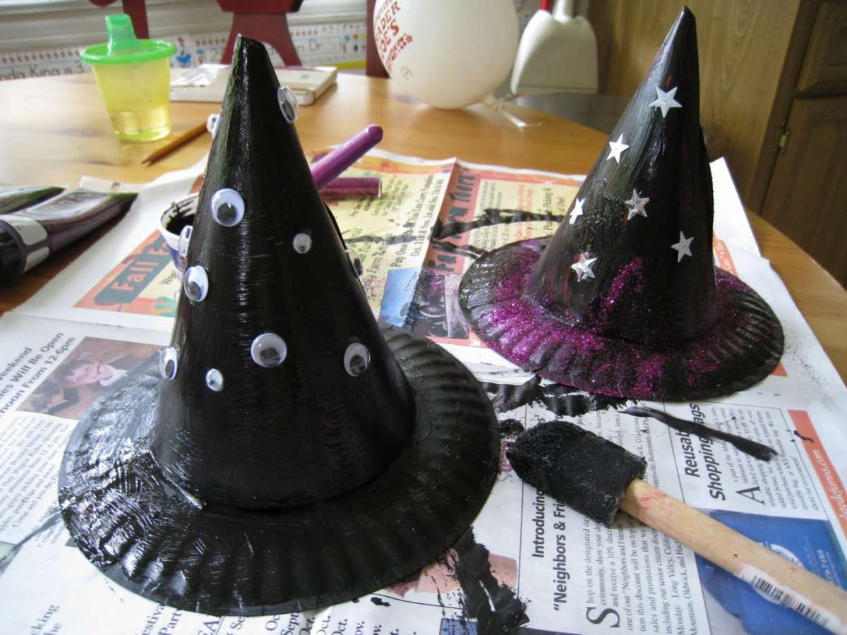 Lavoretti Halloween per bambini cappello strega