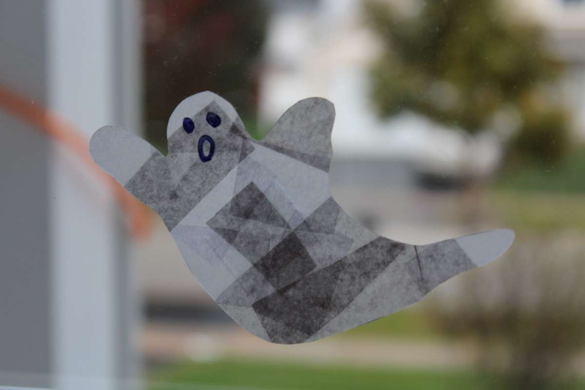 Lavoretti Halloween per bambini fantasma carta