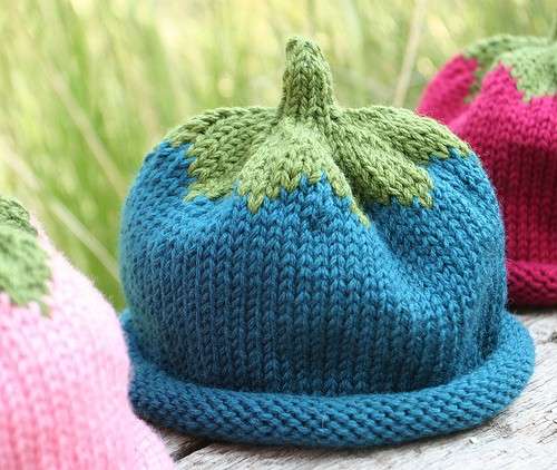 Lavori a maglia, cappello per bambino