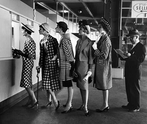Moda anni '50, i completi bon ton in tweed