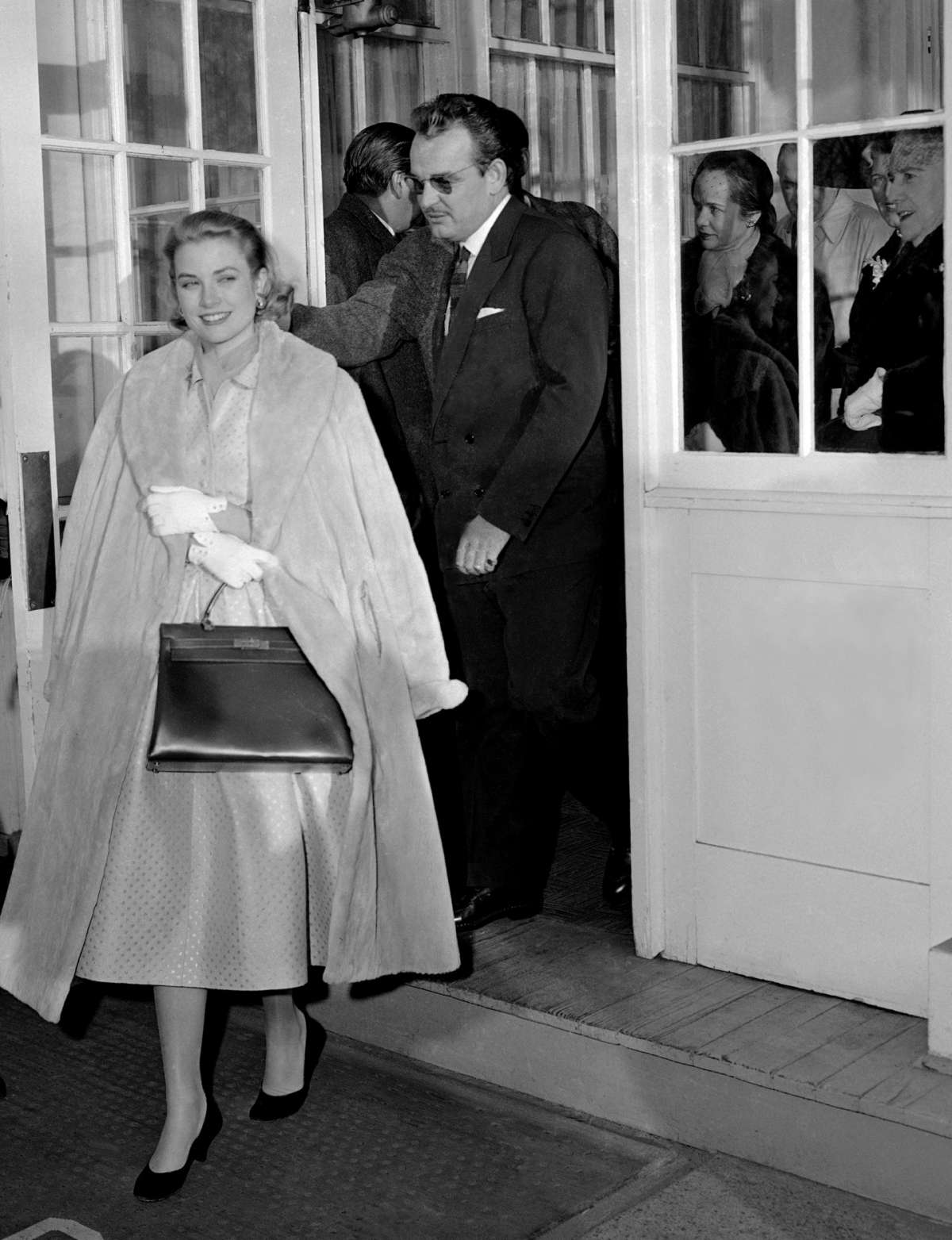 Moda anni '50, i look di Grace Kelly con la sua Kelly Hermès