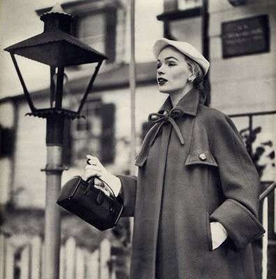 Moda anni 60, cappotto oversize