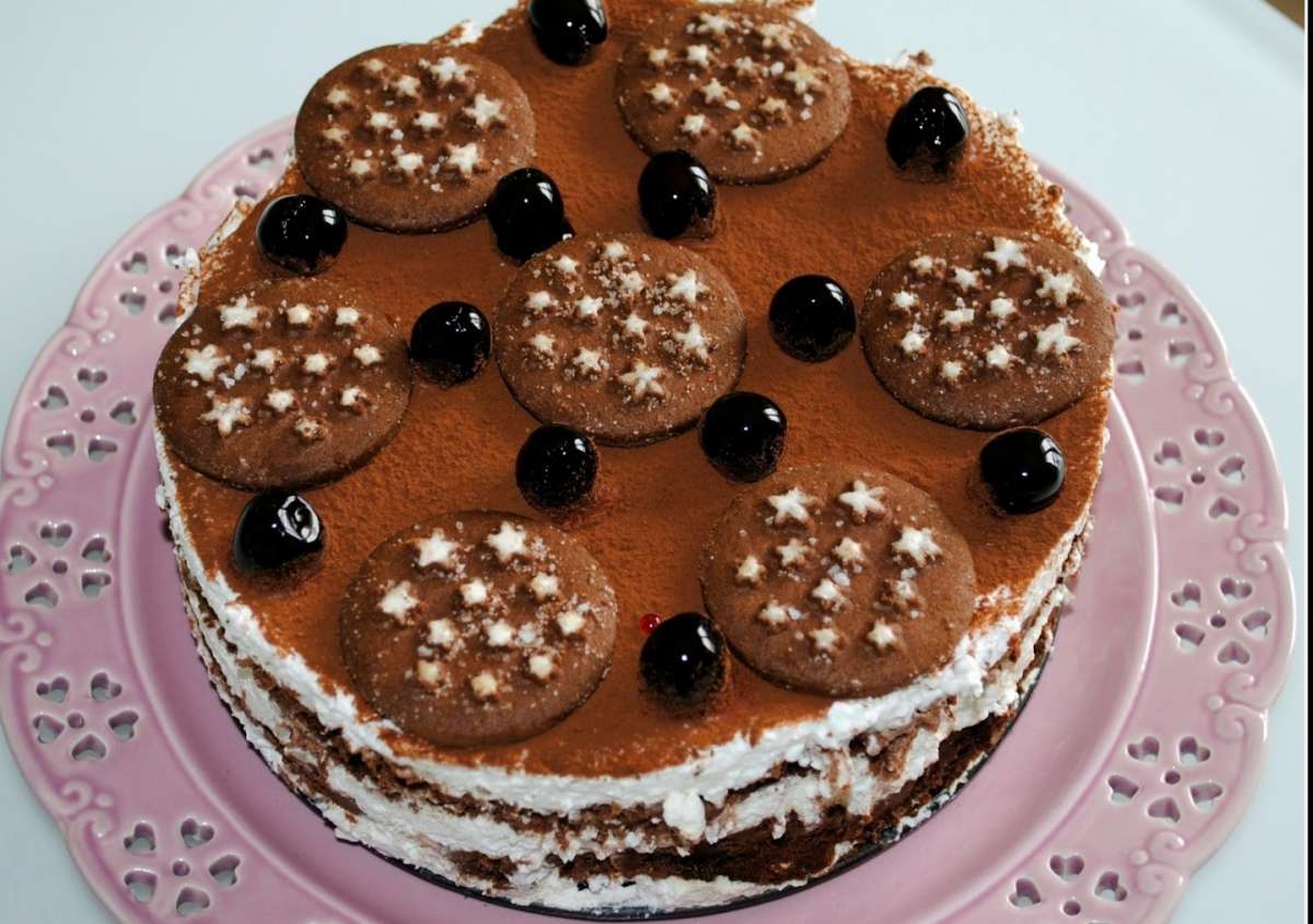 Torta pan di stelle con amarene