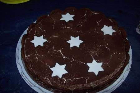 Torta pan di stelle con stelline di zucchero