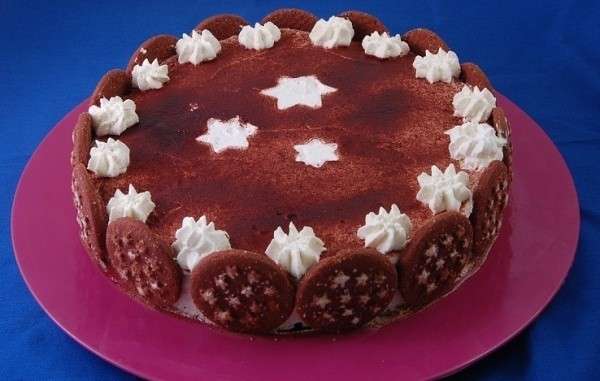 Torta pan di stelle per 12 persone