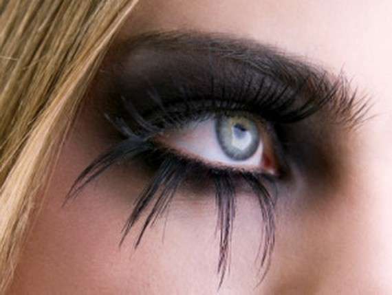 Trucco Halloween, ciglia lunghe