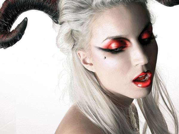 Trucco Halloween da diavolessa spietata
