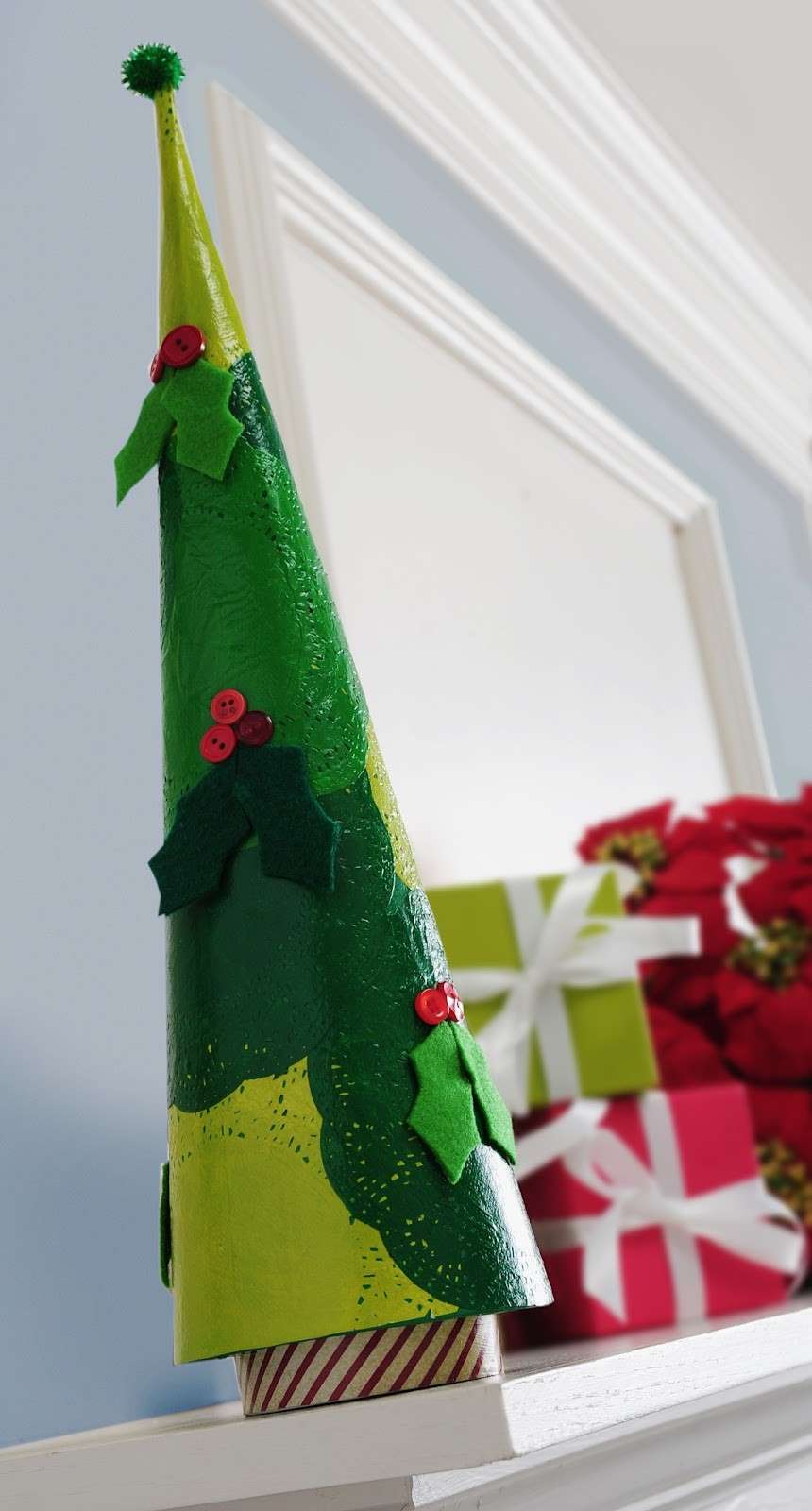Albero di Natale con agrifoglio