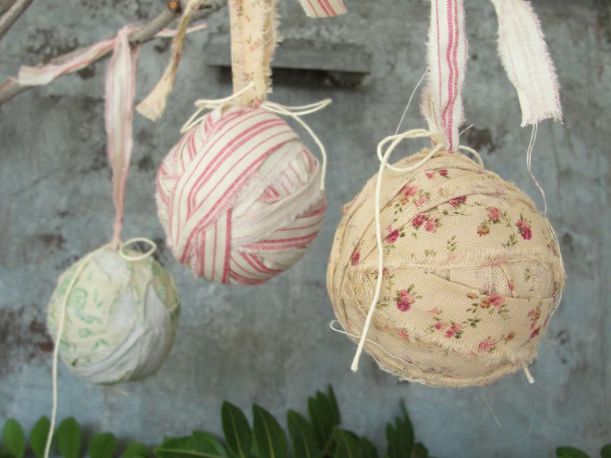 Albero Natale pallina stracci