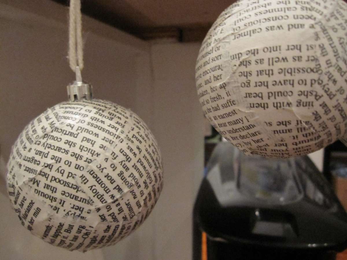 Albero Natale palline carta