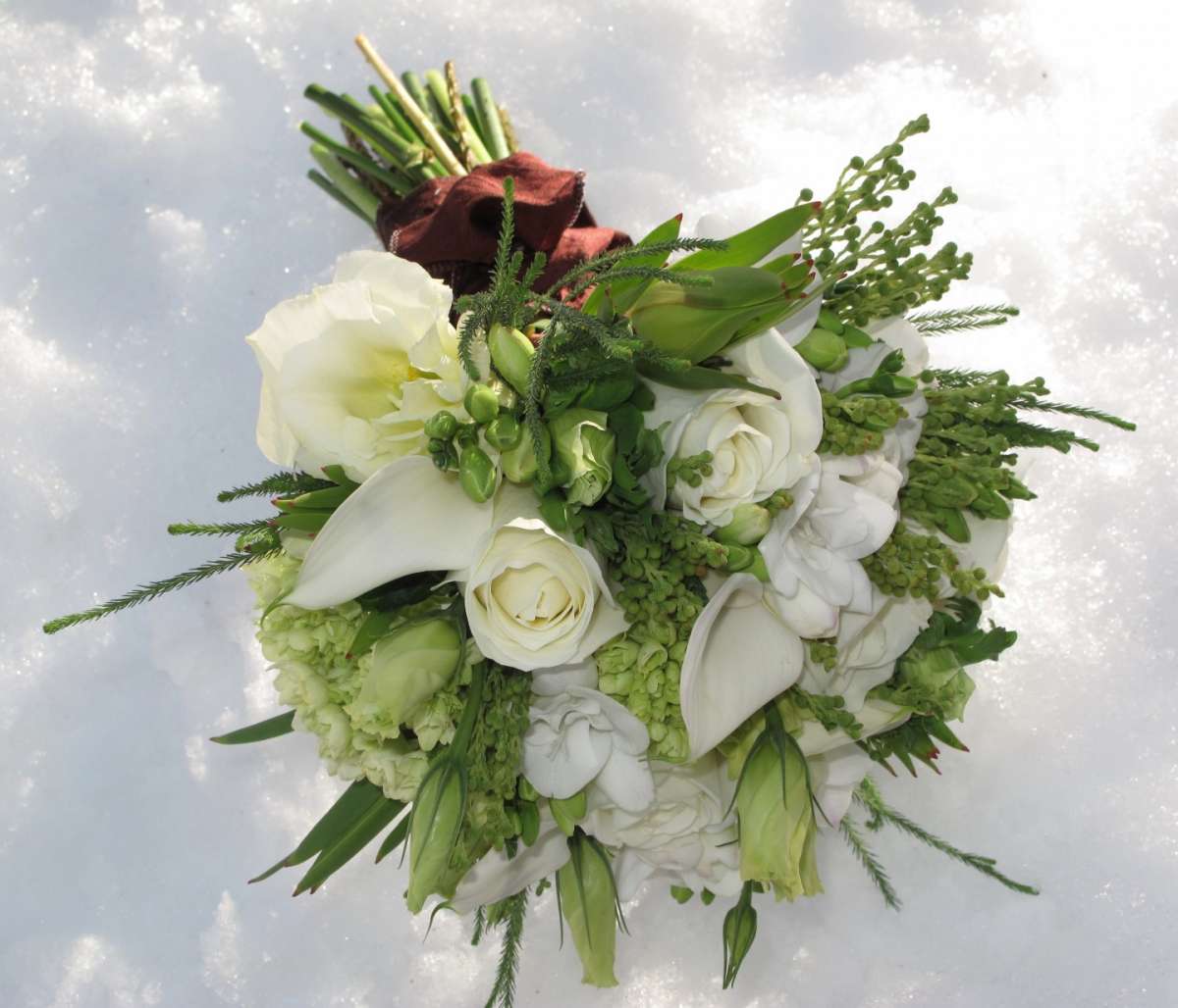 Bouquet sposa invernale bianco e verde