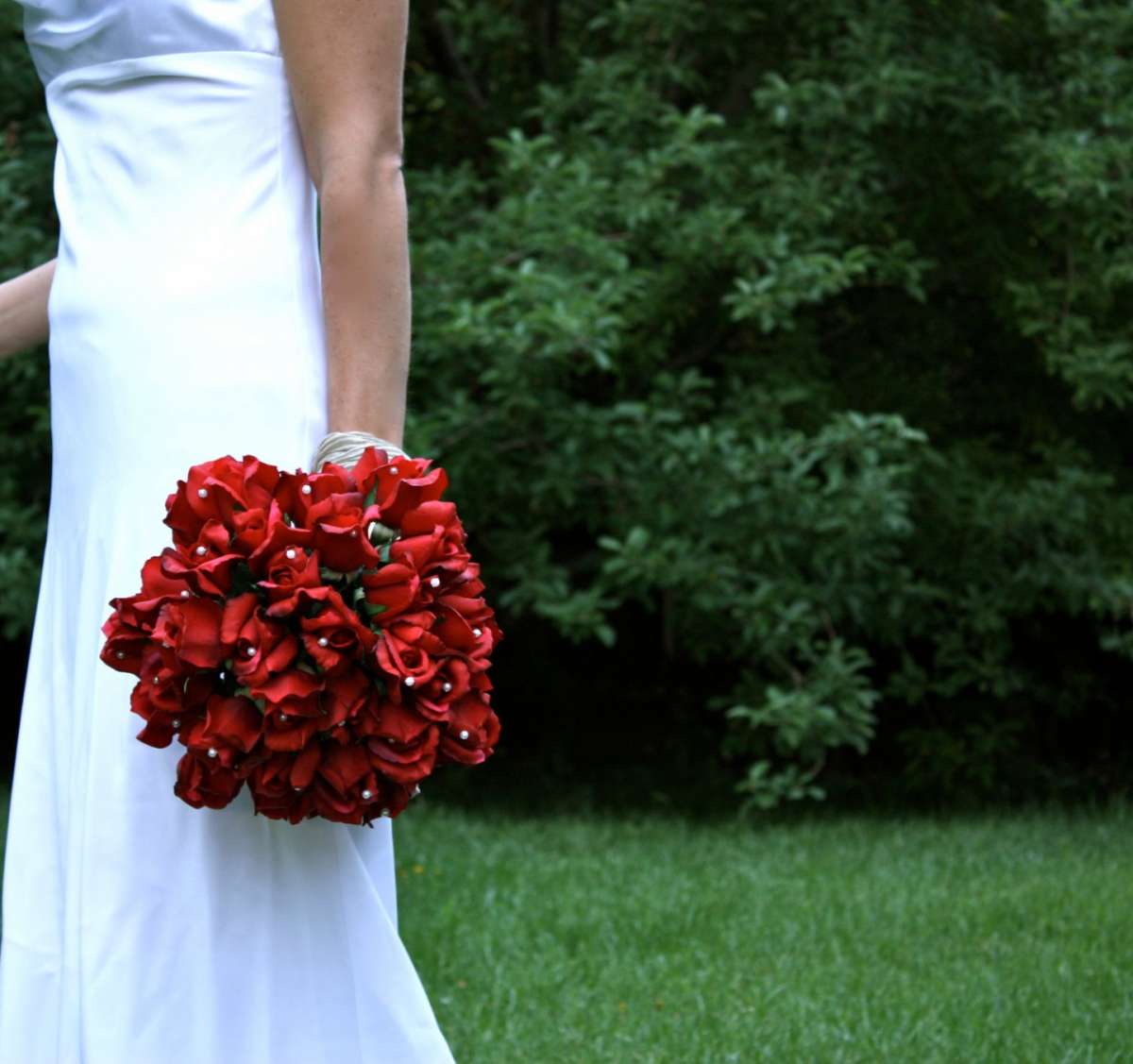 Bouquet sposa invernale in rosso