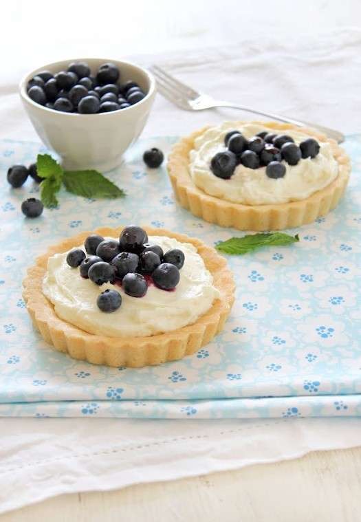 Dolci senza lievito: crostatine ai mirtilli