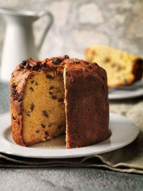 Il panettone classico con uvetta