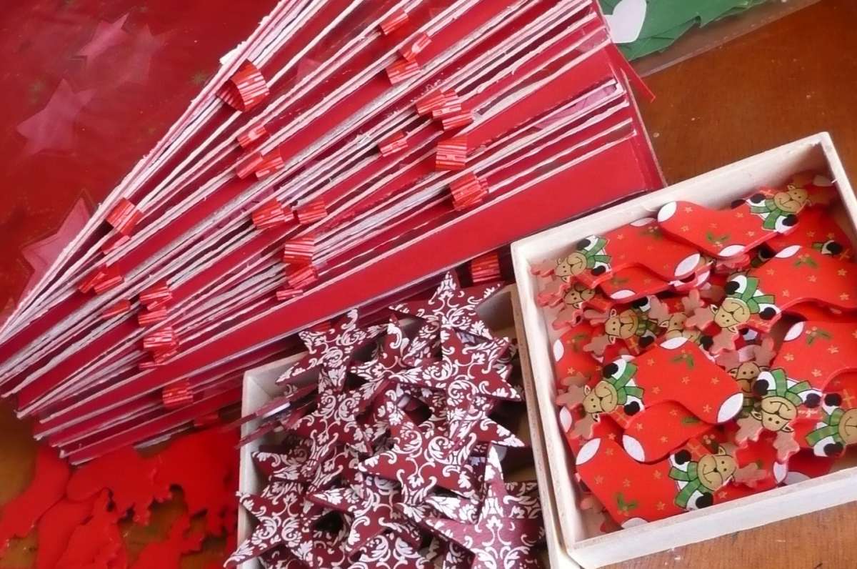 Lavoretti Natale per la scuola dell'infanzia con carta