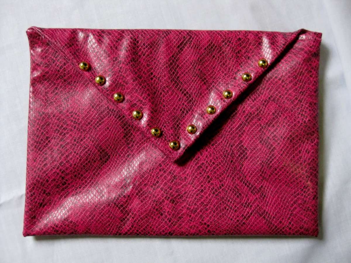 Pochette fai da te color vino