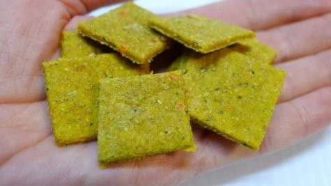 Biscotti con pasta frolla al te verde matcha