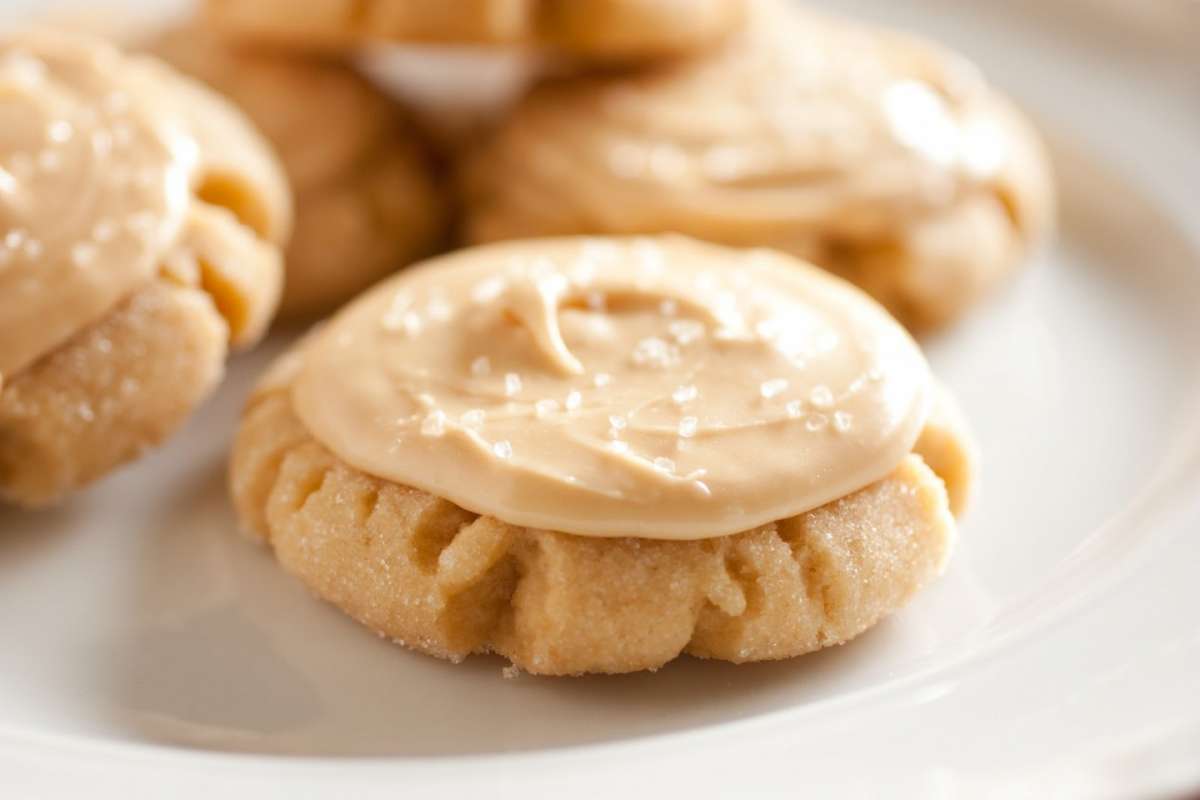 Biscotti con pasta frolla con burro di arachidi