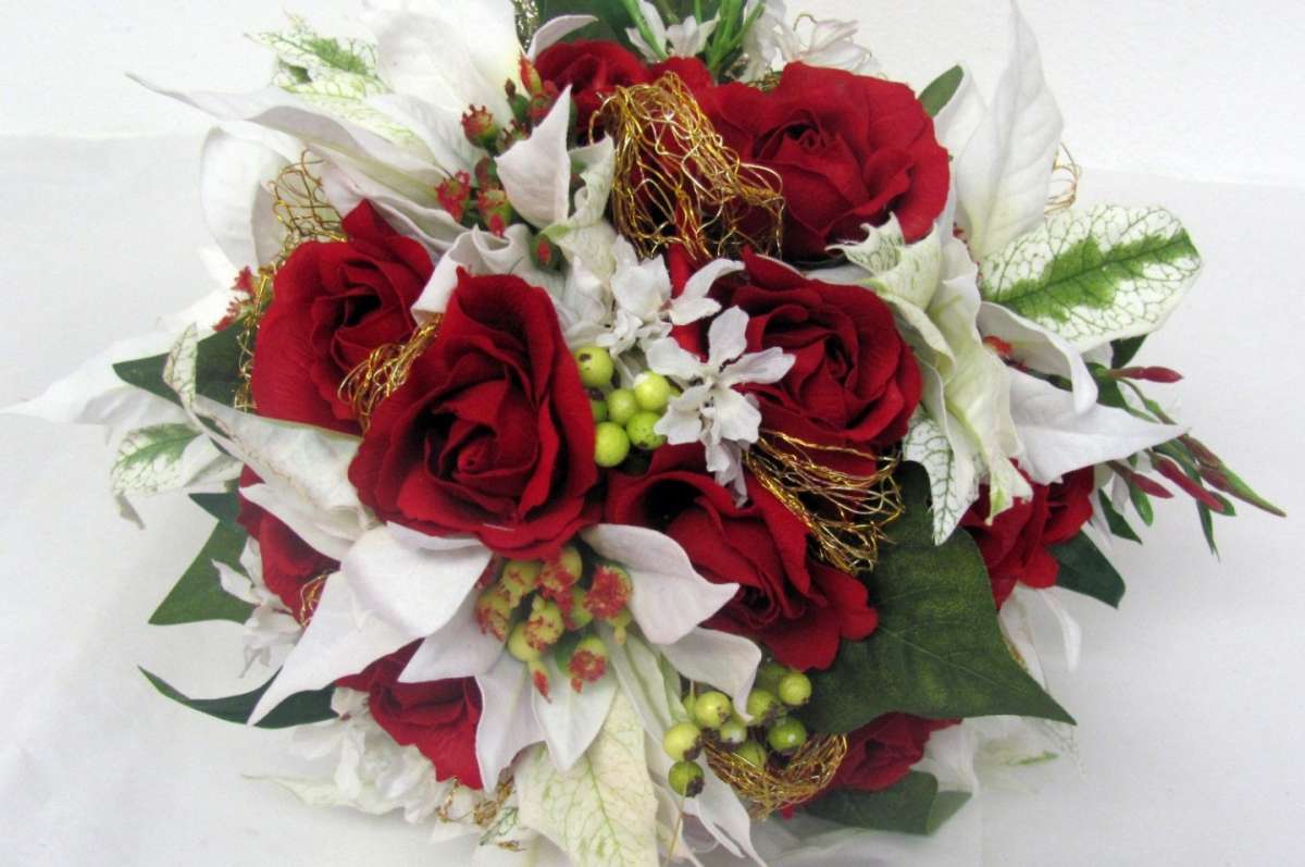 Bouquet sposa Natale classico e chic