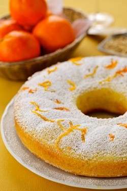 Ciambellone all'arancia