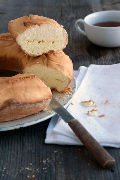 Ciambellone morbido all'acqua