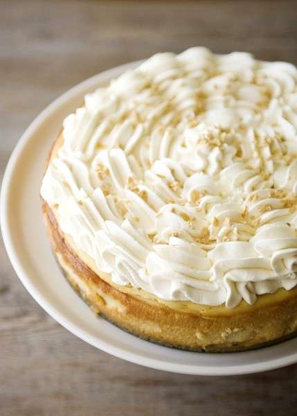 Torta di zucca con il frosting al philadelphia